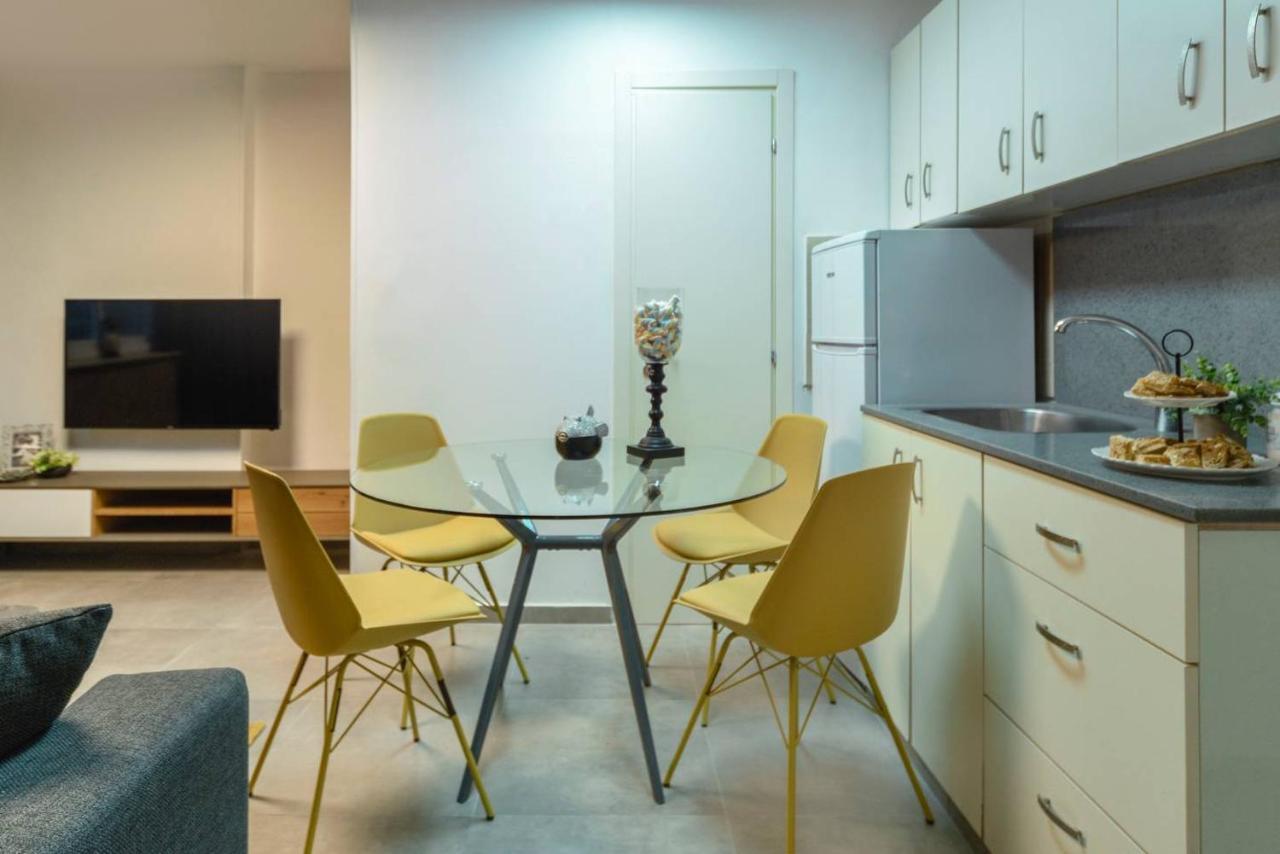 Authentic One Bedroom Apartment In City Center Jerusalem Exteriör bild